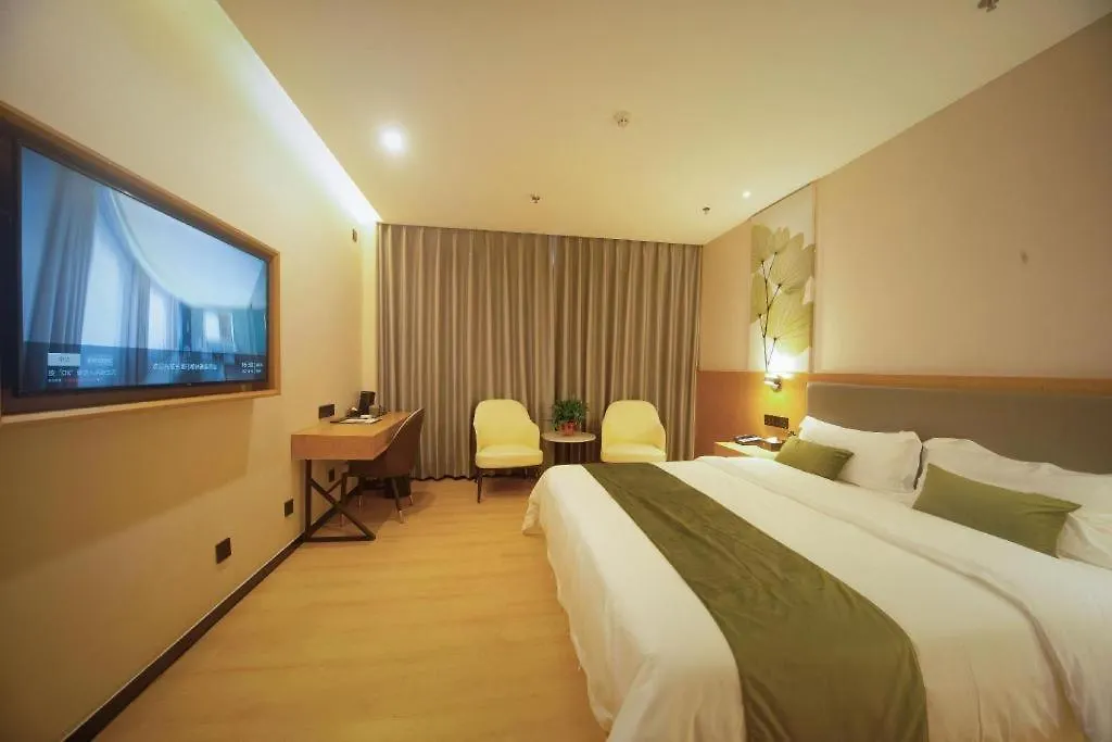 Green Tree Inn Henan Changyuan Zhengde Road Municipal Government 3*,  الصين
